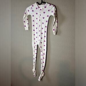 Gap Kids Footie Pajamas Size 5 White and Purple Hearts